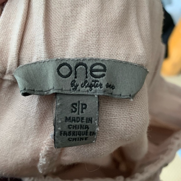 Pink Linen Pants - Picture 2 of 3